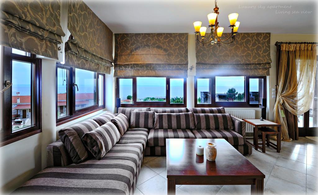 ניקיטי Castri Deluxe Sky Apartment מראה חיצוני תמונה